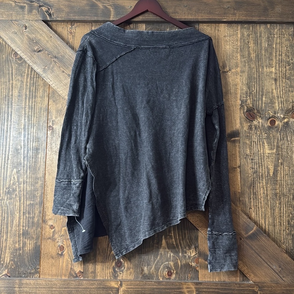 FREE PEOPLE To The Right Off Shoulder Top - Picture 4 of 11